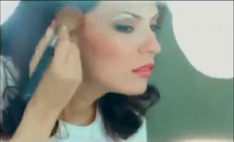 Yeşim Salkım   Yakacağım Canını 