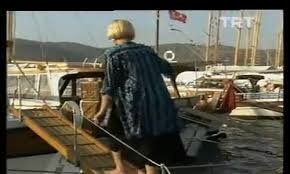 Esin Afşar-Sanatçının Kaderi izle