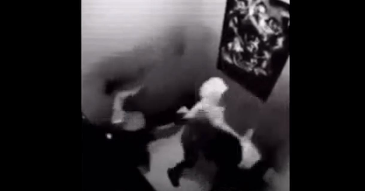 Kızdan Müthiş Savunma