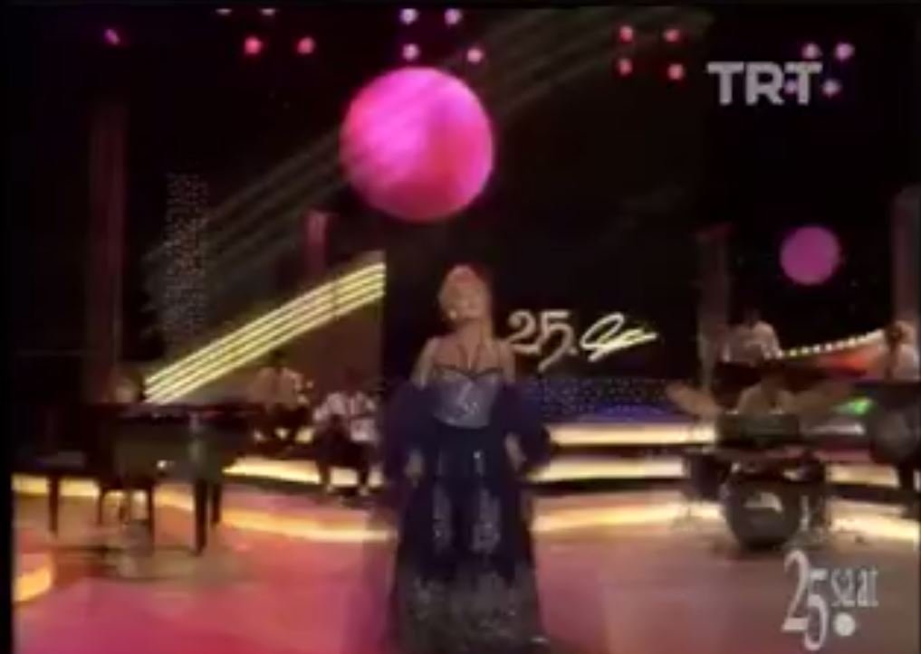 Yüksel Uzel-Oturmaya Bize Gel