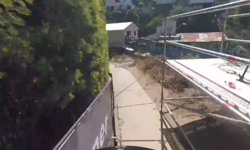 Dar Sokakları 60 Km Hızla Bisikletle İnmek