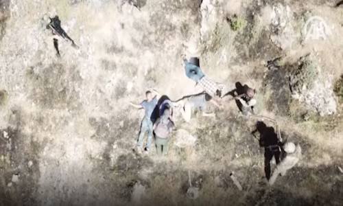 Teröristlerin Teslim Olma Anı Görüntülerde