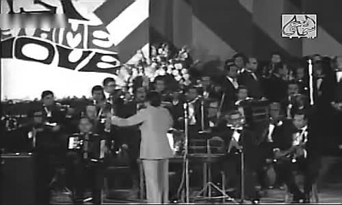 عبد الحليم حافظ أي دمعة حزن لا - أول مره -   جامعة القاهرة ٣٠ يونيو ١٩٧٤ -Ay Damaet Hozn La Live