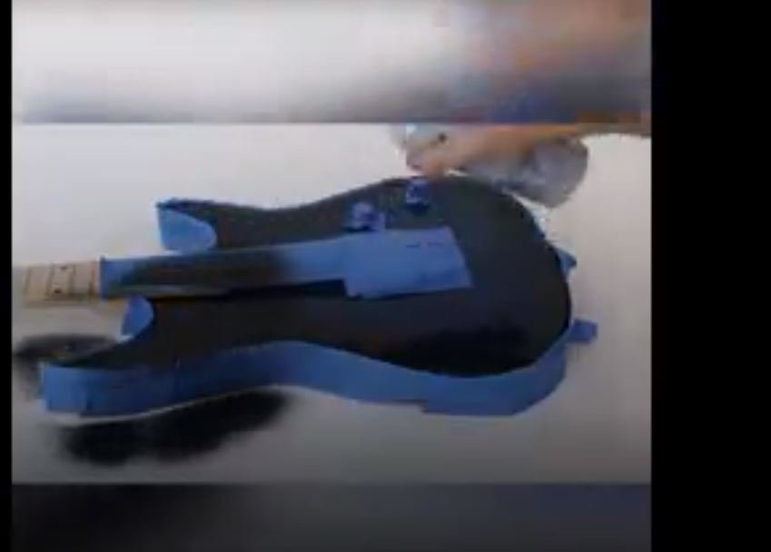 Bu Sprey Boya Her Yüzeyi Dokunmatik Alana Çeviriyor