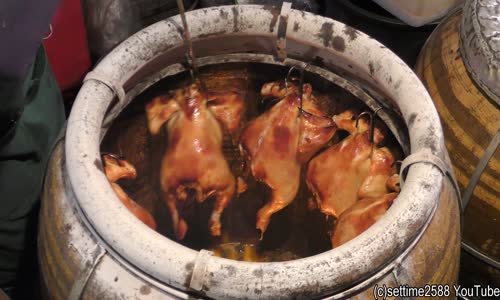 FIRINDA BANGKOK USULU TAVUKLU ROSTO ( SOKAK YEMEKLERİ)