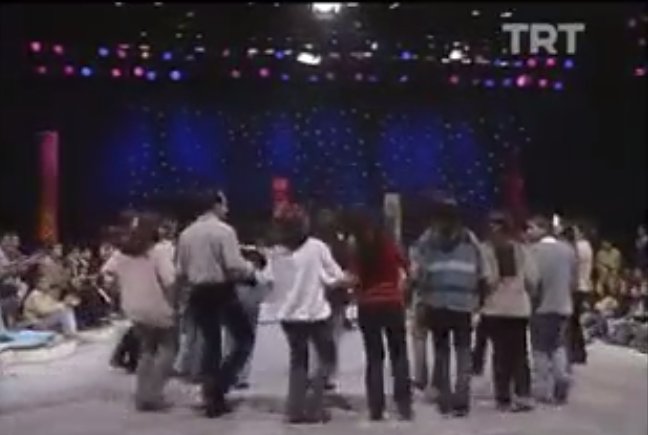 TRT Ankara Radyosu THM Gençlik Korosu-Evleri Görünüyor 