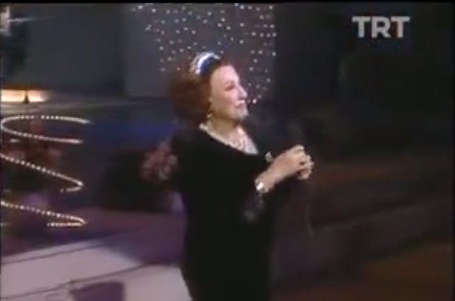 Müzeyyen Senar-Gündüzüm Seninle Gecem Seninle 