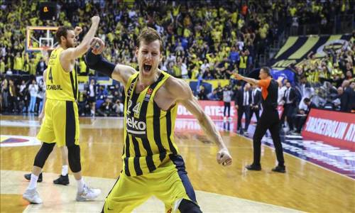 Fenerbahçe Beko 65  -  63 Real Madrid Basketbol Özeti İzle