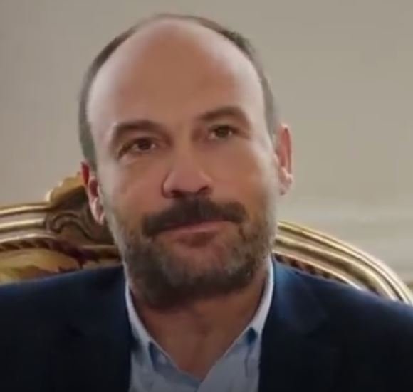 Fazilet Hanım ve Kızları 9.Bölüm - Yüz Güzeliniz Evimi Bastı