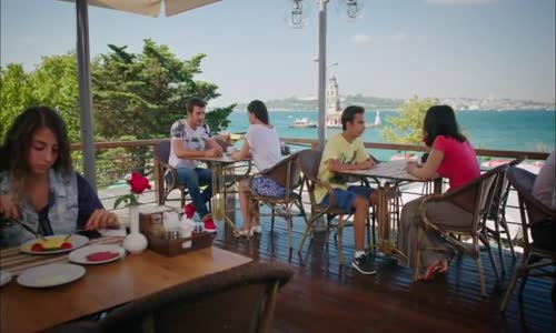 Çilek Kokusu 12. Bölüm  Burak'ı Takip Eden Kim