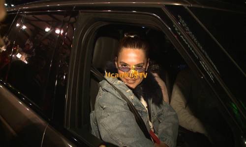 Demet Akalın Hande Yener'i Çok Seviyorum Dedi!