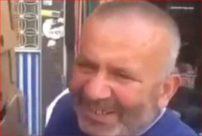 Ölü Evine Sevine Sevine Giden Adam