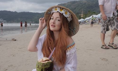 Danla Bilic - Balayına Phuket'e Giden Kız Makyajı
