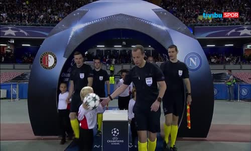 Napoli 3-1 Feyenoord - UEFA Şampiyonlar Ligi Maç Özeti 