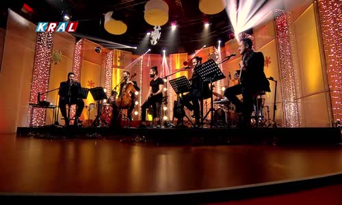 Rubato & Koray Avcı - Ellerimde Çiçekler (Akustik)