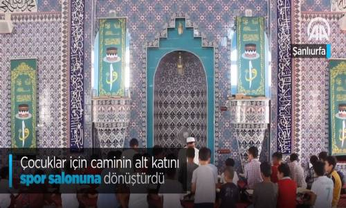 Çocuklar İçin Caminin Alt Katını Spor Salonuna Dönüştürdü