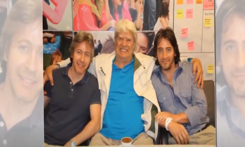 Oğlumuz Büyüdü 43 Yıl Aynı Poz