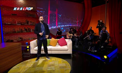 Gökhan Türkmen - Çatı Katı