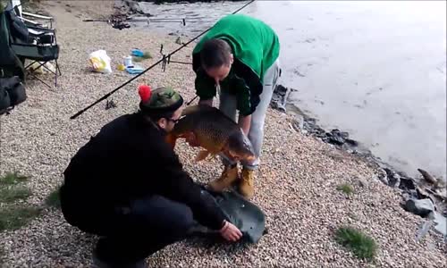 Kaşla Göz Arasında Balığı Kaçması