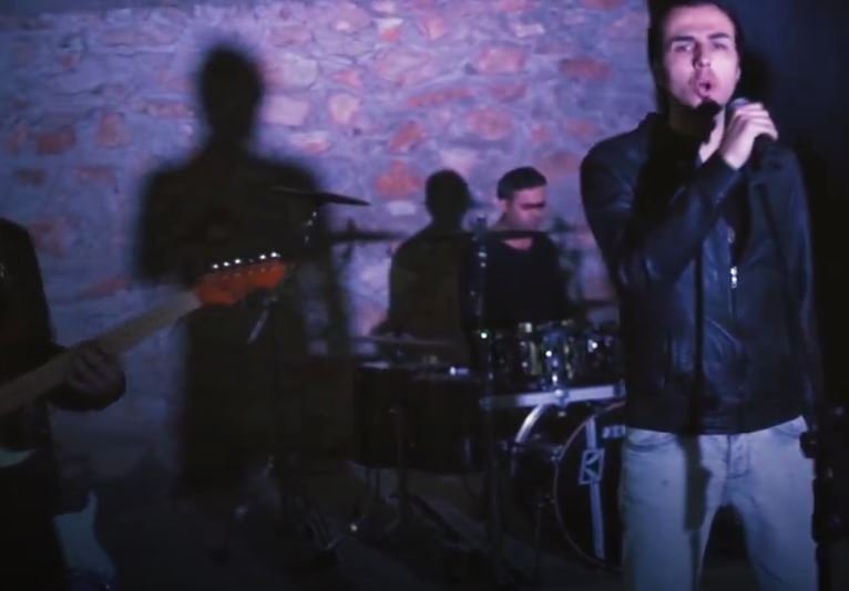 Şarapnel - Ben Adamım