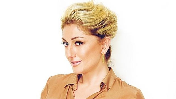 Muazzez Ersoy  Gezdiğim Dikenli Aşk Yollarında