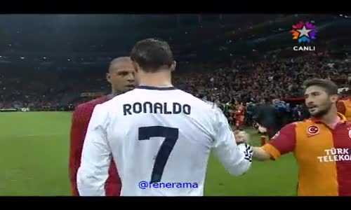 Ronaldo'nun Maç Sonunda Sabri'yi İplemeyişi 