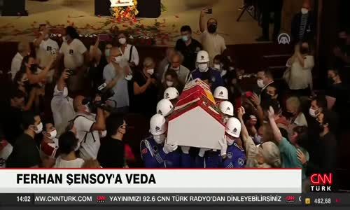 Ferhan Şensoy, Ses Tiyatrosu'ndan son yolculuğuna böyle uğurlandı