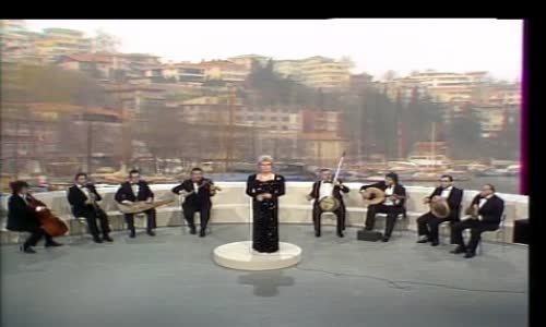 Mediha Şen Sancakoğlu-Sevdiğim Cemalin Çünkü Göremem izle