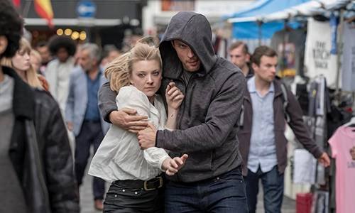 Karanlıkta Türkçe Altyazılı Fragman