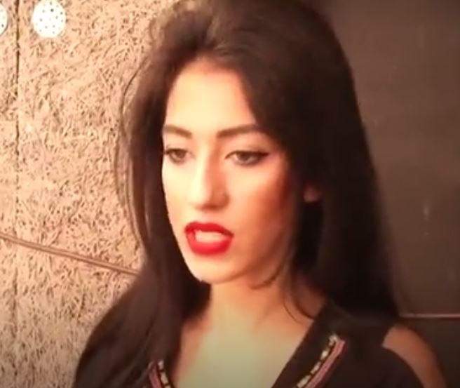 Evleneceksen Gel-Fatma ve Selahattin Aşkını Kıskançlık Bitirdi