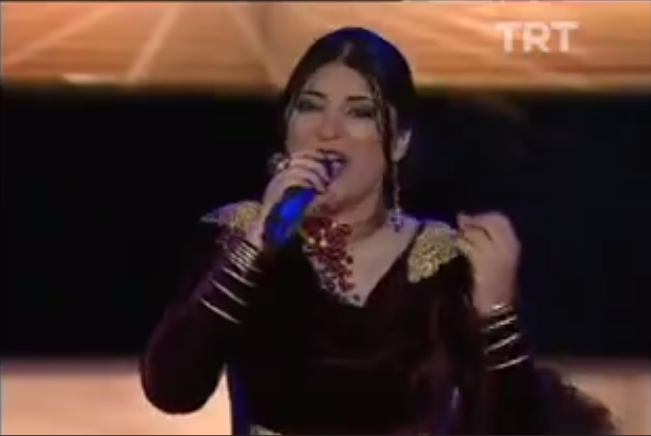 Zara-Çiçekten Harman Olmaz