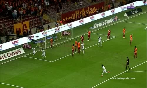 Galatasaray'ın Belalısı İş Başında!