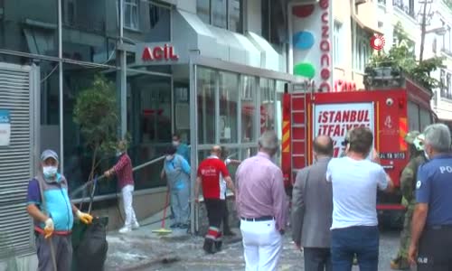 Gaziosmanpaşa'da hastanenin asma tavanı çöktü- 3 yaralı 