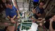 Uluslararası Uzay İstasyonunda Astronotların Pizza Yapıp Yedikleri Eğlenceli Anlar