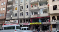 İskenderun'da Balkonlara ve İş Yerlerine Türk Bayrağı Asıldı 