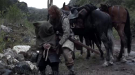 Game of Thrones 1x5 Tyrion Lannister Catelyn Stark'ın Hayatını Kurtarıyor