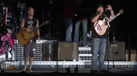 Kenny Chesney Zac Brown Band Guest On Live İn No Shoes Nation