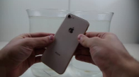 iPhone 8 Ve Samsung Galaxy S8'e Yapılan Tuzlu Su Deneyi