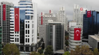 Maslak'ta Gökdelenler Dev Türk Bayrakları ile Donatıldı