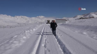 Karla Kaplanan Köy Yolları İçin -Karla Mücadele- Ekipleri Görevde 