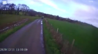 Bisikletli Kadını Düşüren Land Rover