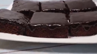 Browni Tarifi Çikolatalı Kakaolu Islak Brownie Kek Tarifi 