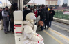 Astronot Kıyafetiyle Metrobüste Yolculuk Yapan Vatandaş