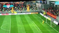 Adana Demirspor Oyuncusu Bezerra'nın Santradan Golü