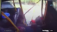 Sakarya'da Feci Kaza Yolcular Otobüsün Kapısından Yola Savruldu