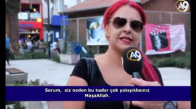 Adnan Oktar Hayranının Dekoltesini Beğenirse