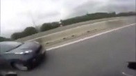 Korna Çalan Motorcuya Silah Çeken Maganda