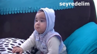 Babası Şarkı Söylerken Ağlayan Bebek