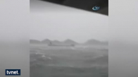 Vietnam'daki Fırtına 90 Kilometrelik Hızıyla Korku Salıyor
