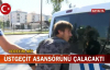 Antalya'da Bir Hırsız Üst Geçidin Asansörünü Çalmaya Çalışırken Suçüstü Yakalandı! İşte Görüntüler